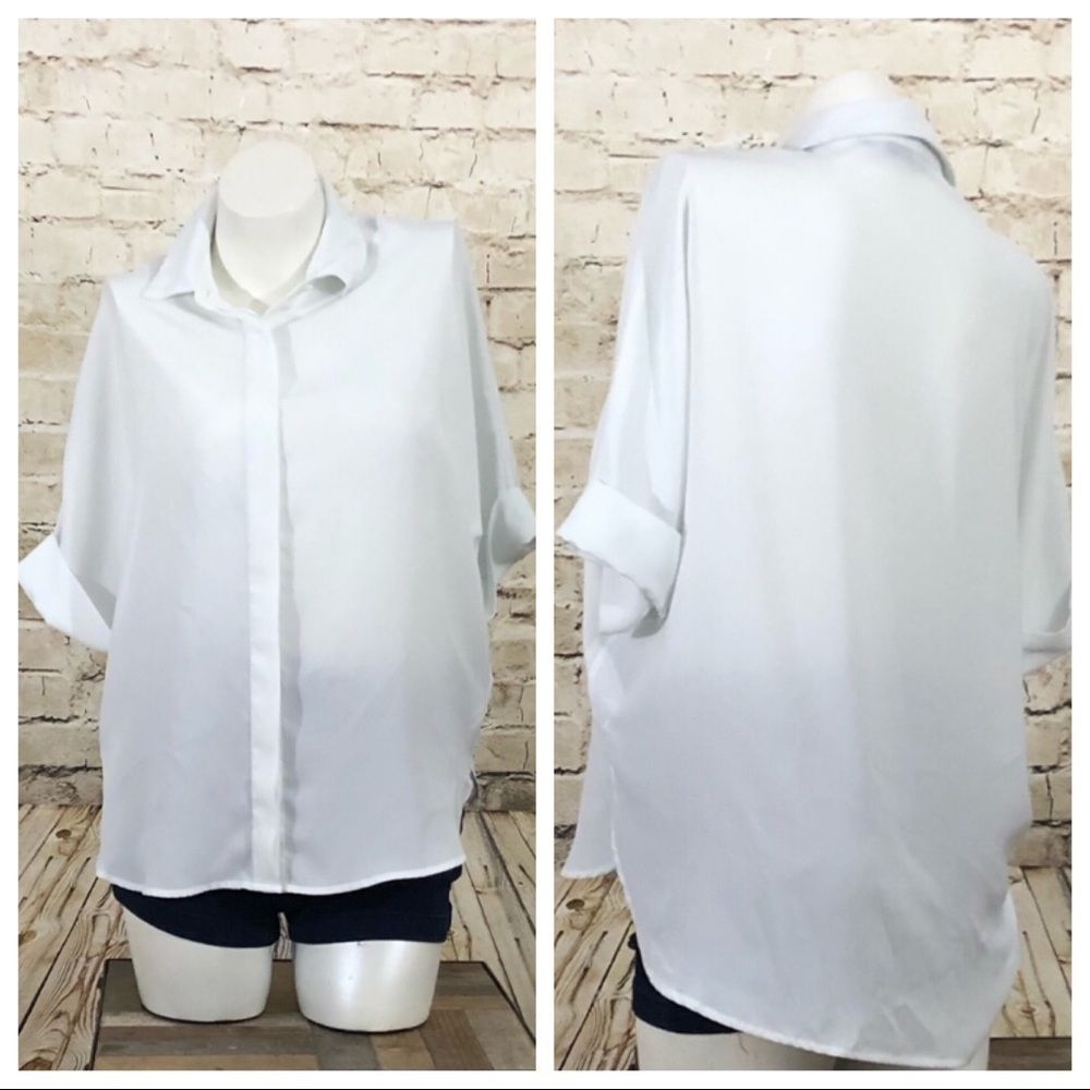 White short sleeved button down Size S